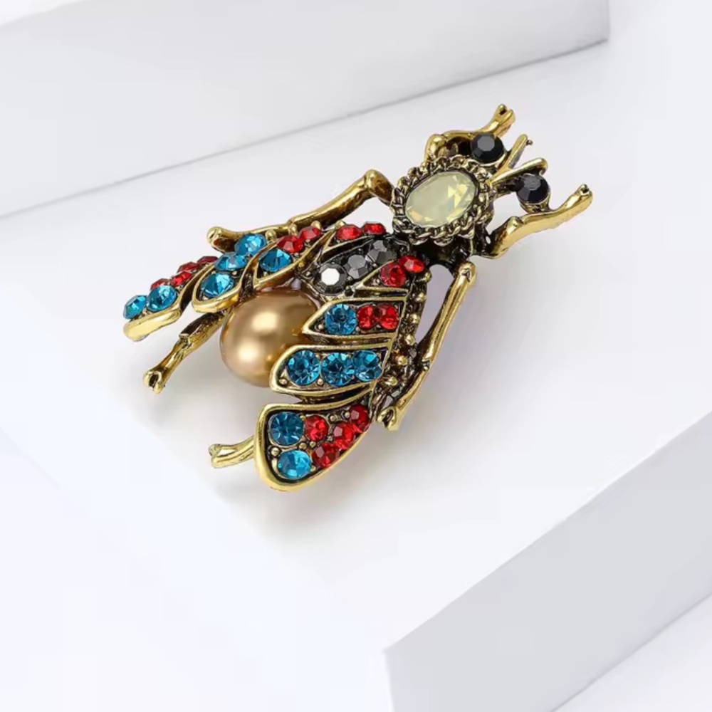Vintage Luxe Crystal Beetle Brooch Gold Tone, Multicolor Rhinestone Insect Pin